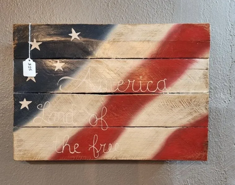 Local yard cleanup service in Kingsport, TN by Timber 2 Turf