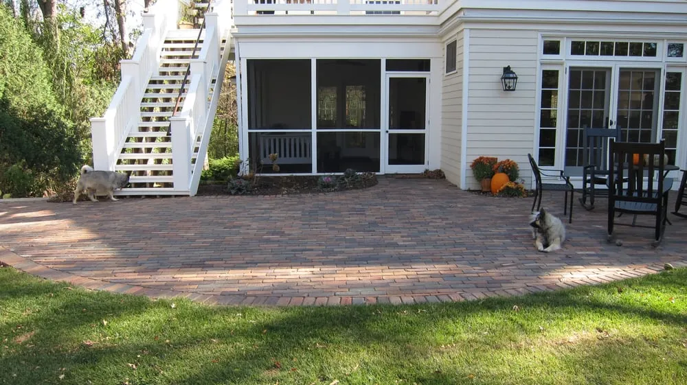 Reliable yard maintenance for homes in Edina, MN by Timber Creek Landscape