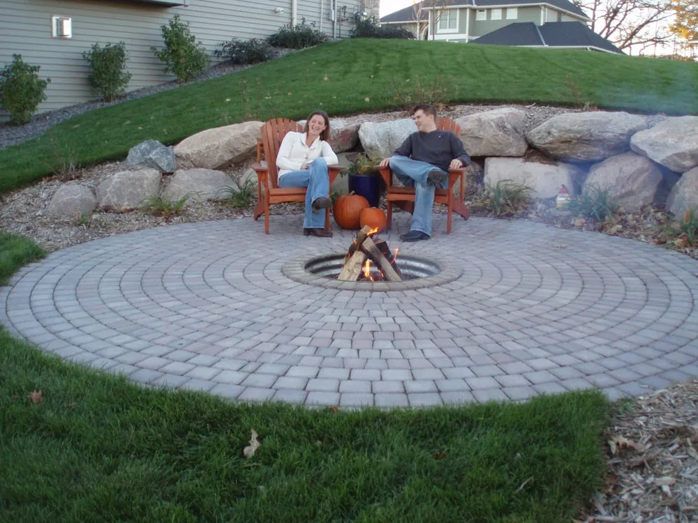 Top-rated yard maintenance in Edina, MN - Timber Creek Landscape