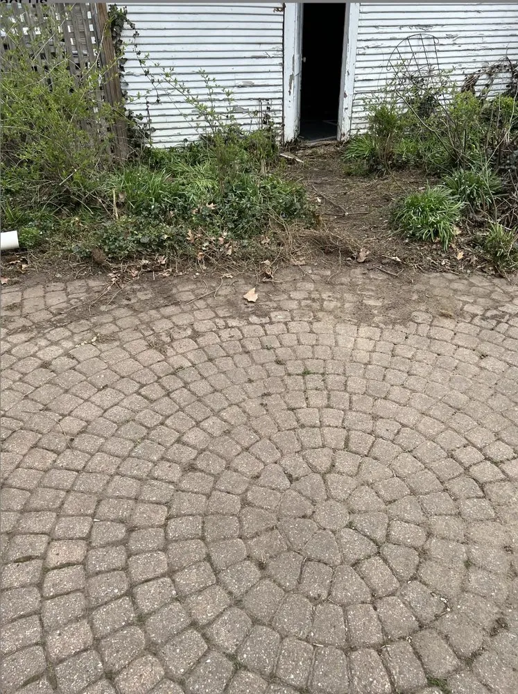 Affordable yard maintenance with custom design across East Lansing, MI - Timber Landscaping And Maintenance