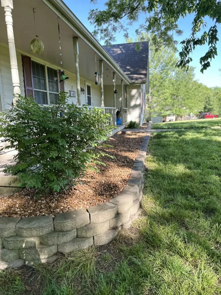 Reliable yard maintenance experts serving Excelsior Springs, MO - Timber Ridge Lawn & Landscaping