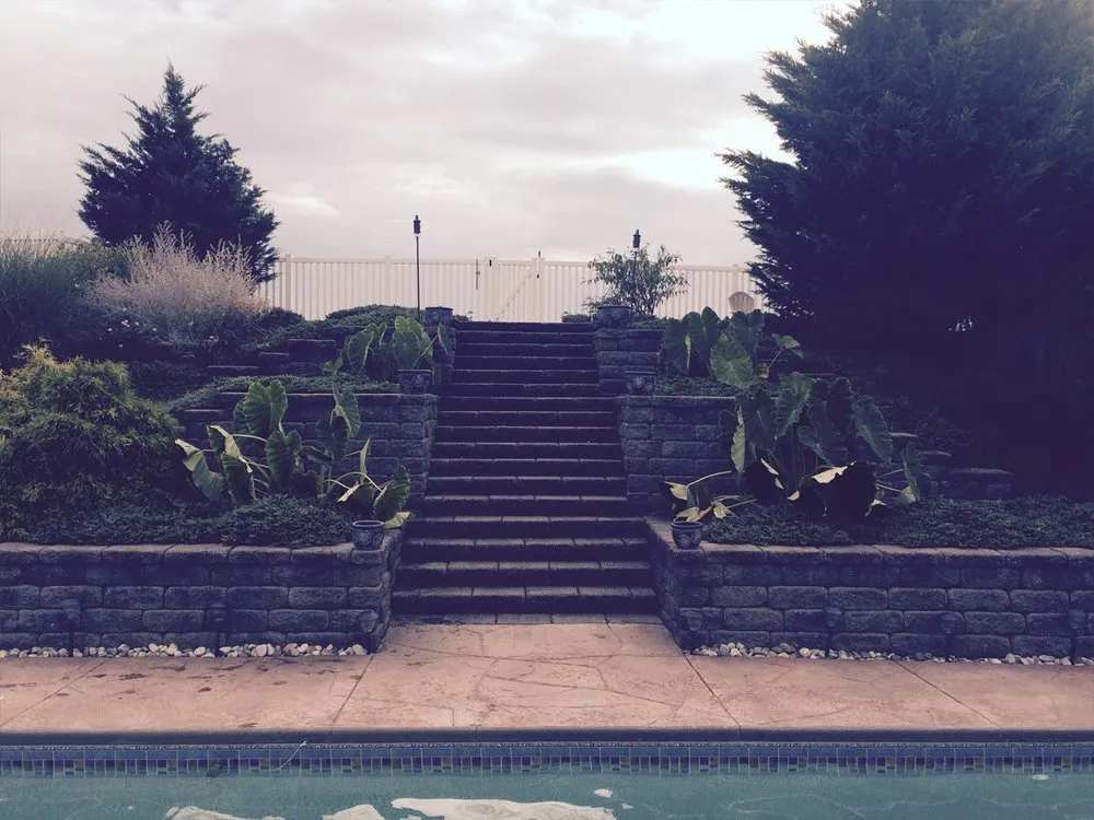 Local lawn care service in Elizabethtown, PA by Timber Wolf Tree & Lawn