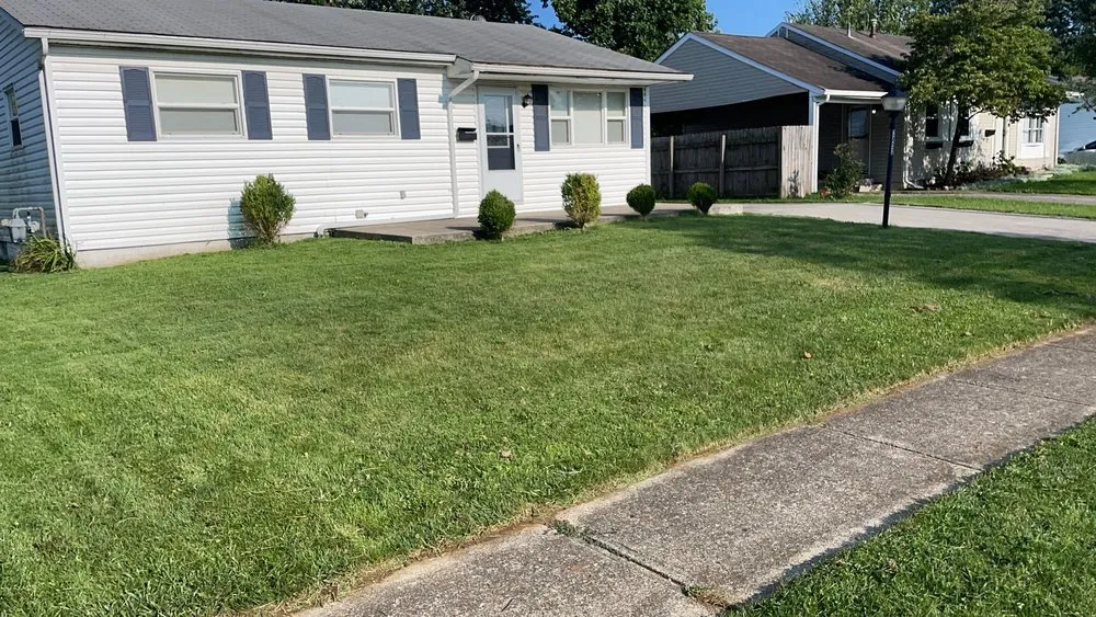 Trusted yard maintenance for beautiful yards in Pataskala, OH by Timberland Pros Landscaping