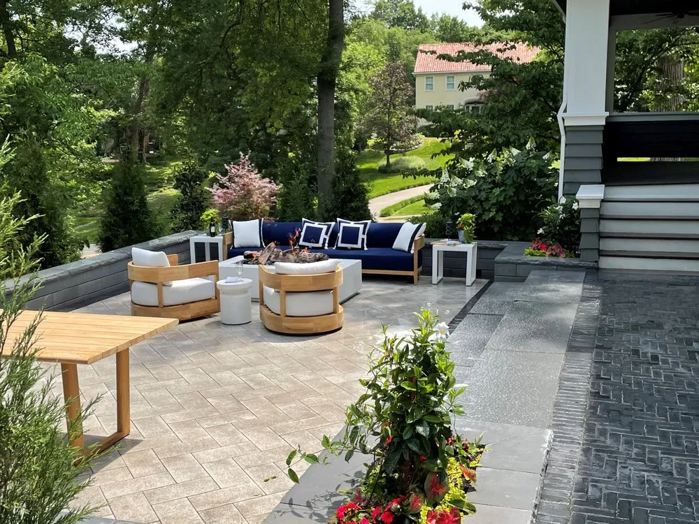 Trusted outdoor landscaping experts serving Webster Groves, MO - Timberline Landscapes