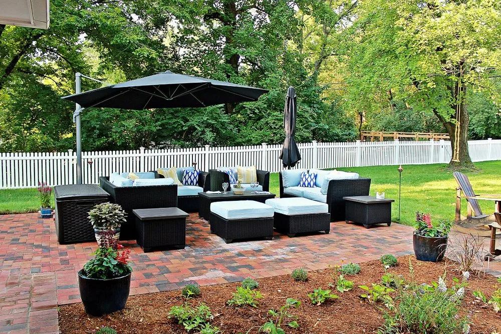 Reliable yard maintenance near you in Webster Groves, MO by Timberline Landscapes