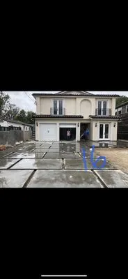 Timbermen Tree service & Landcaping Logo