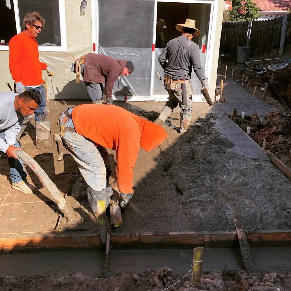 Local lawn mowing service experts serving San Diego, CA - Timberwood Landscape