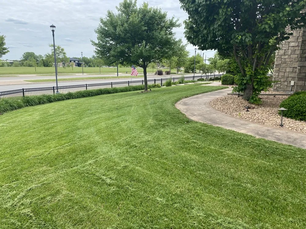 Expert yard maintenance in Ankeny, IA - Timblins Cleaning and Hualing