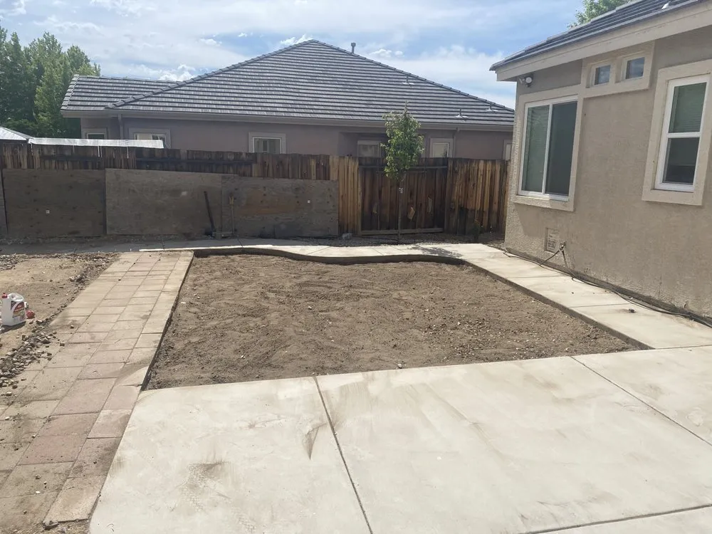 Custom yard cleanup service experts serving Carson City, NV - Timely Trash Removal