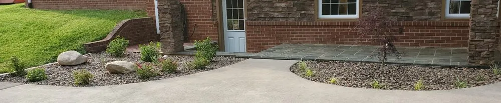 Custom lawn mowing service near you in Vinton, VA by Timesavers Landscaping