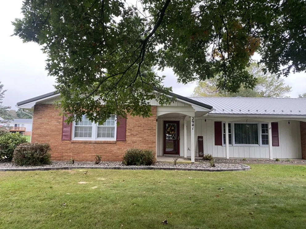 Top-rated garden landscaping for outdoor upgrades in Orrstown, PA by Timmons Supreme Service LLC