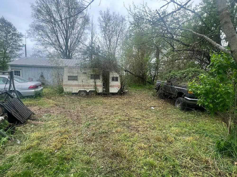 Affordable yard maintenance in Berrien Springs, MI - Tim's Helping Hands