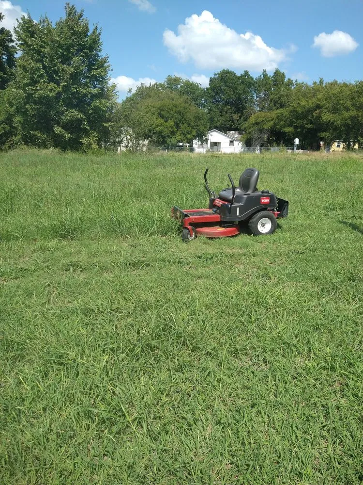 Top-rated residential landscaping in Mesquite, TX by Tims Lawn Care