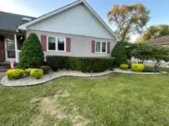 Top-rated landscape installation experts serving Roseville, MI - Tinas Garden Restoration