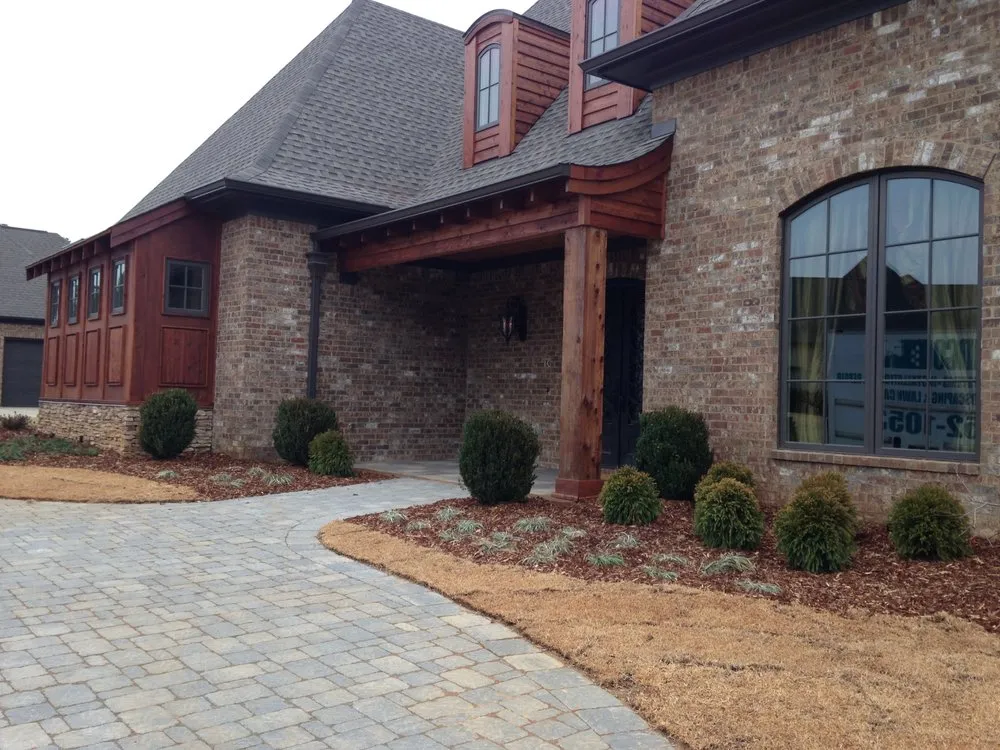 Top-rated outdoor landscaping for year-round maintenance across Tuscaloosa, AL - Tinco Landscape