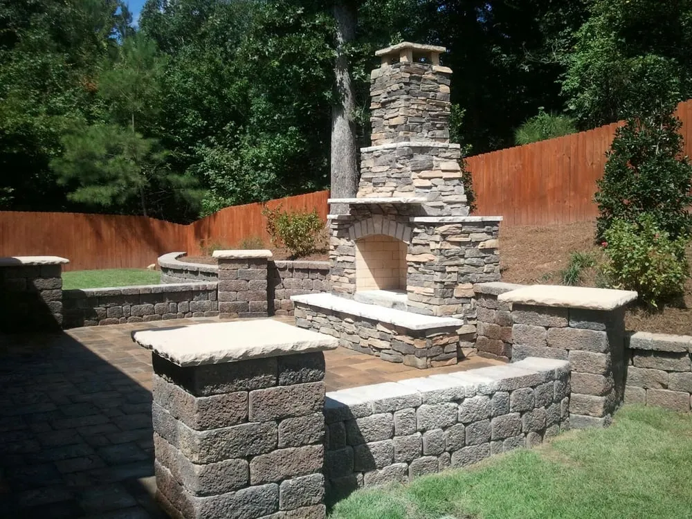 Professional lawn care service with custom design across Tuscaloosa, AL - Tinco Landscape