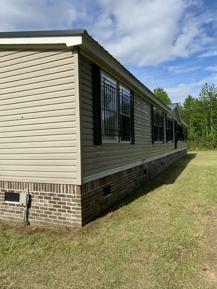 Professional outdoor landscaping experts serving Manning, SC - Tindal and Son Lawn Care and Pressure Washing