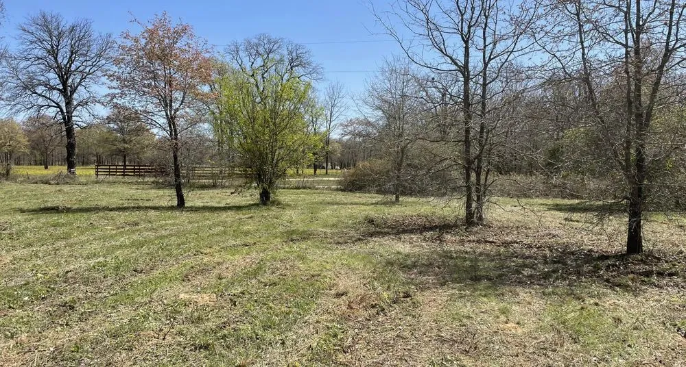 Expert lawn mowing service experts serving LaRue, TX - Tiner Farm
