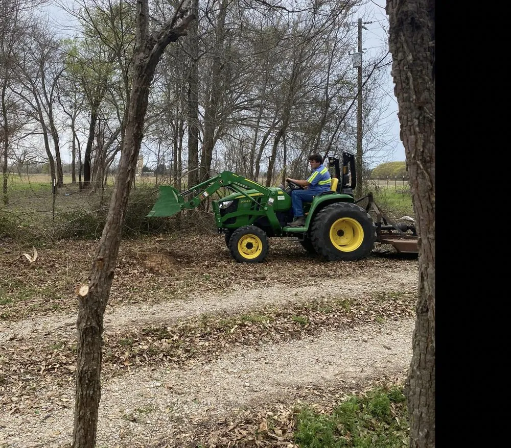 Expert outdoor landscaping experts serving LaRue, TX - Tiner Farm