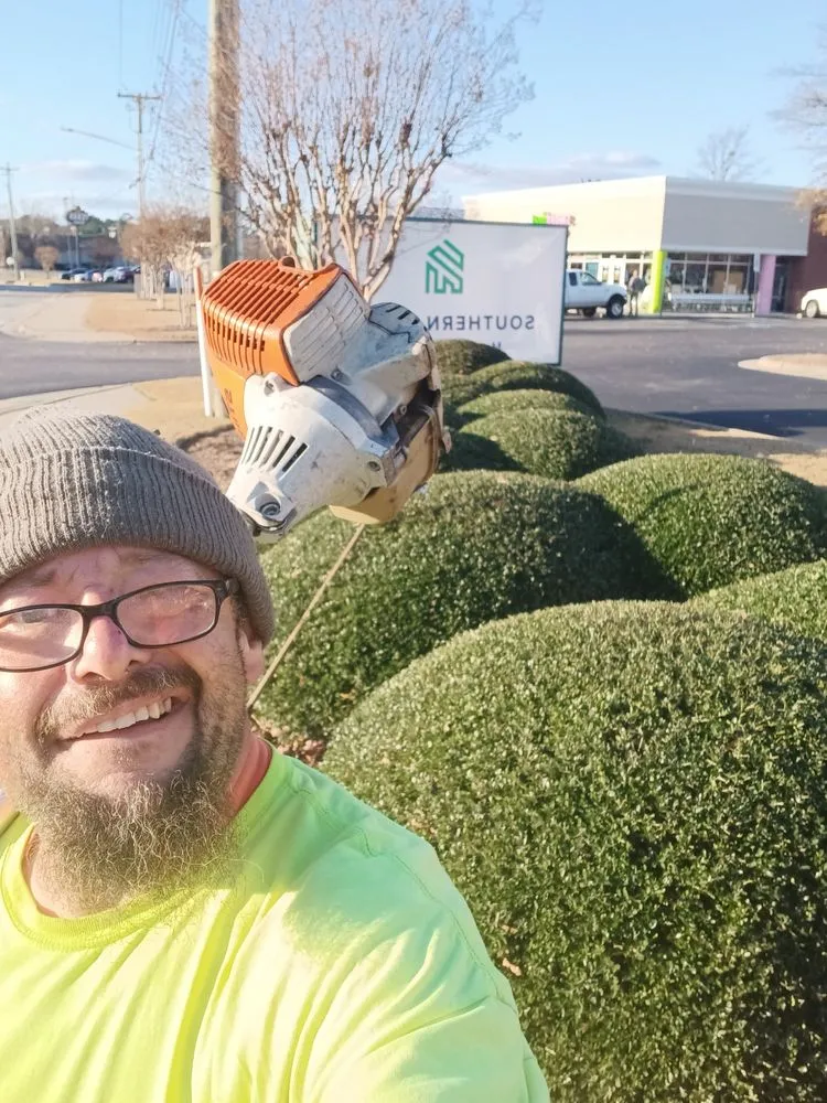 Custom lawn care service experts serving Eastover, NC - Tingen Mow & Trim