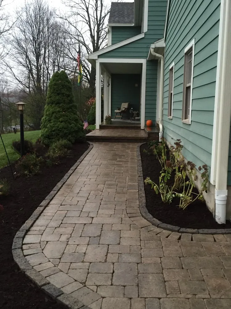 Expert outdoor landscaping in Camillus, NY by Tingley Landscapes
