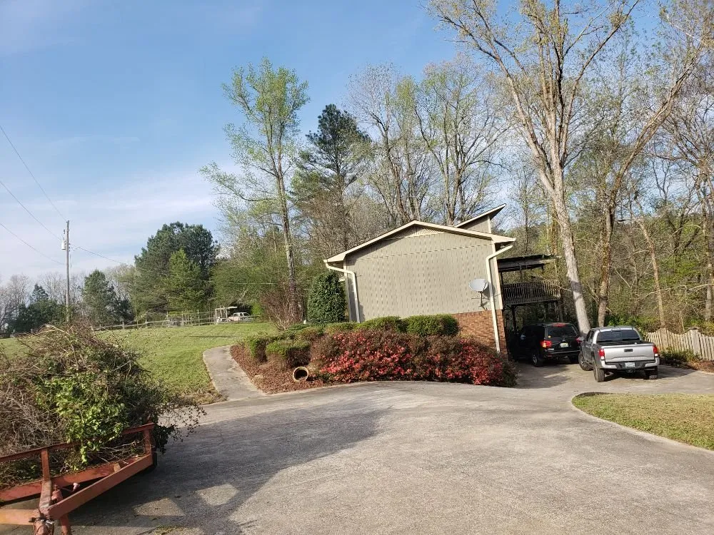 Reliable garden landscaping in Trussville, AL by Tip-Top Lawn Service