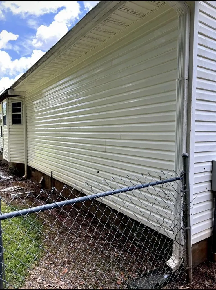 Professional yard maintenance in Jefferson, GA by Tip Top Services