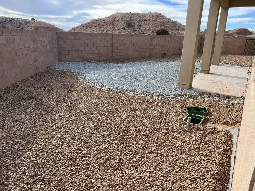 Reliable lawn care service for beautiful yards in Los Ranchos de Albuquerque, NM by Tip Top SF