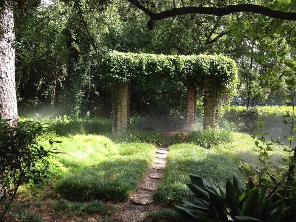 Reliable yard maintenance experts serving Houston, TX - TIS Services