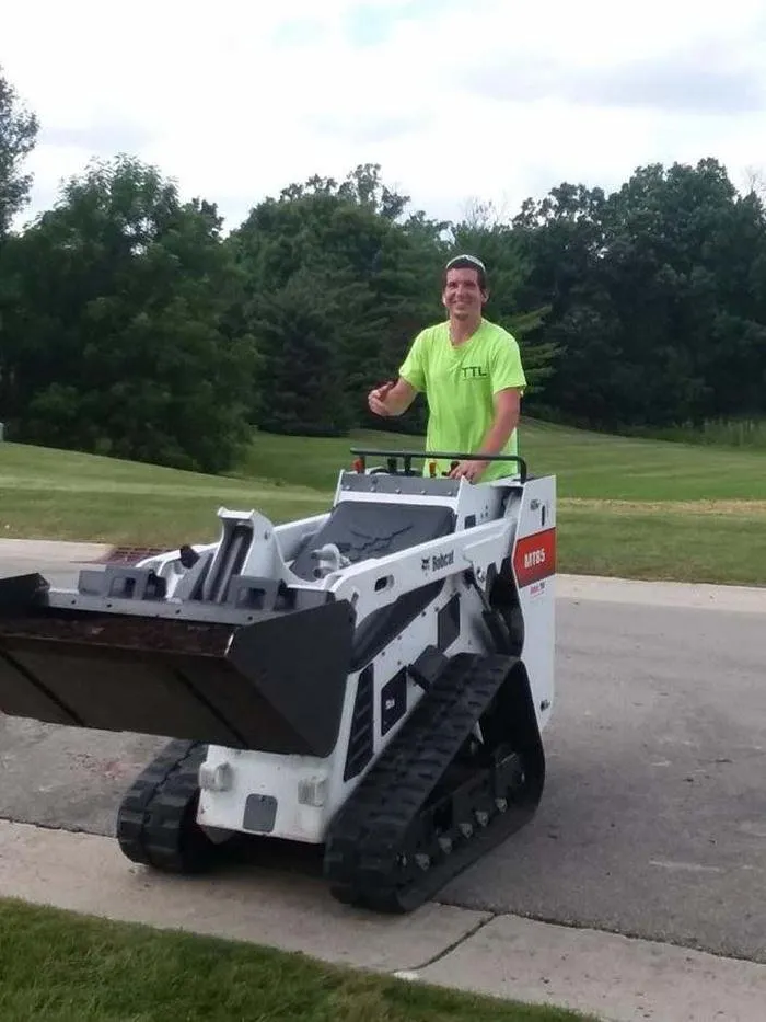 Custom yard cleanup service in Sullivan, WI - Tischer's Tree & Landscape