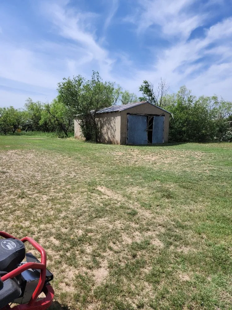 Top-rated residential landscaping experts serving Lubbock, TX - Titan Cuts