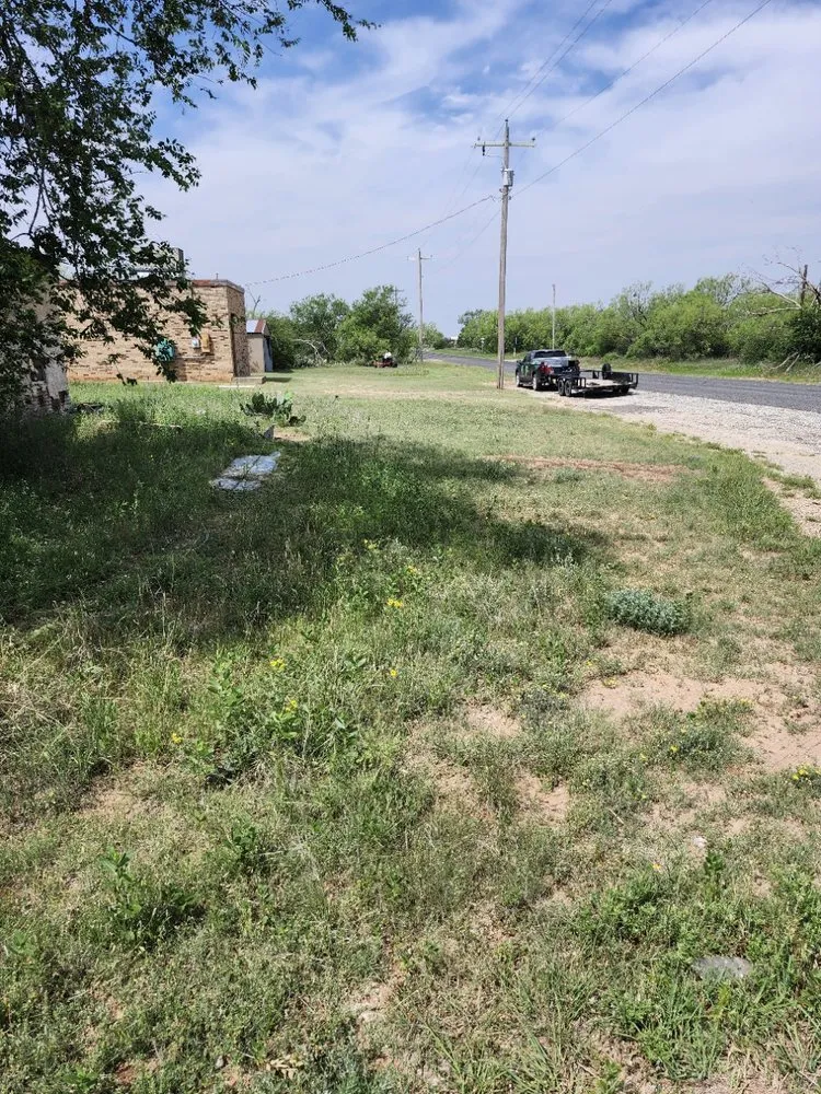 Expert landscaping services for year-round maintenance across Lubbock, TX - Titan Cuts