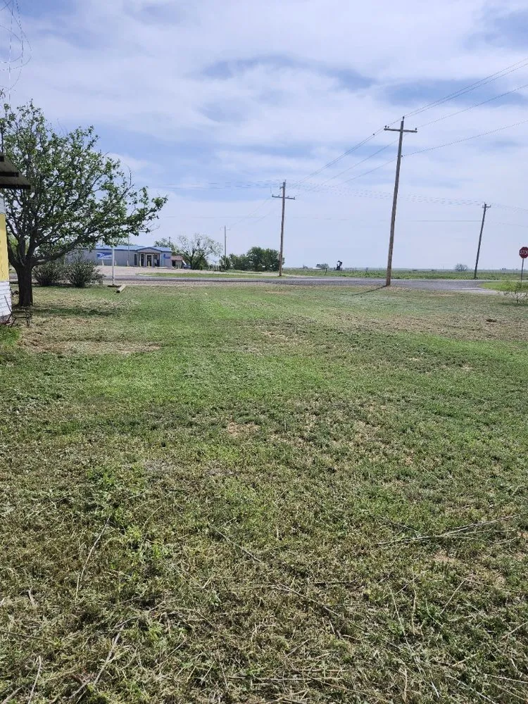 Trusted landscape design for beautiful yards in Lubbock, TX by Titan Cuts