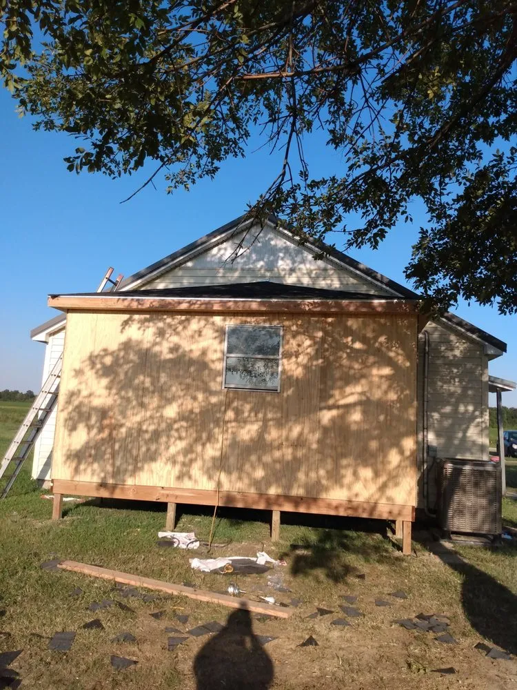 Reliable yard cleanup service in Piggott, AR - Titan handyman and lawncare