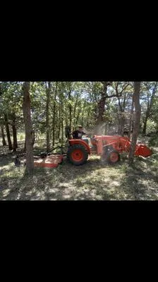 Titan Landscaping & Tree Service Logo