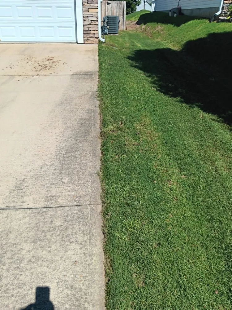 Reliable lawn mowing service experts serving Simpsonville, SC - Titan Landscaping and Hardscaping