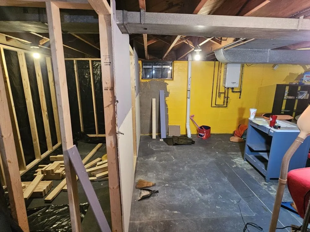 Local yard maintenance near you in jeffersonville, IN by Tita's Handyman