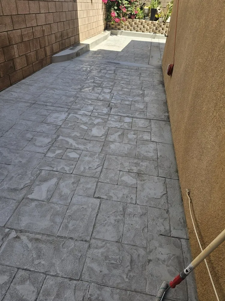 Professional garden landscaping with custom design in Moreno Valley, CA by Tito's Landscaping Concrete
