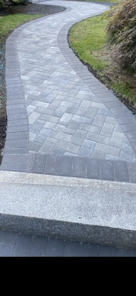 Custom garden landscaping in Lynn, MA by Tito’s Masonry & Landscaping