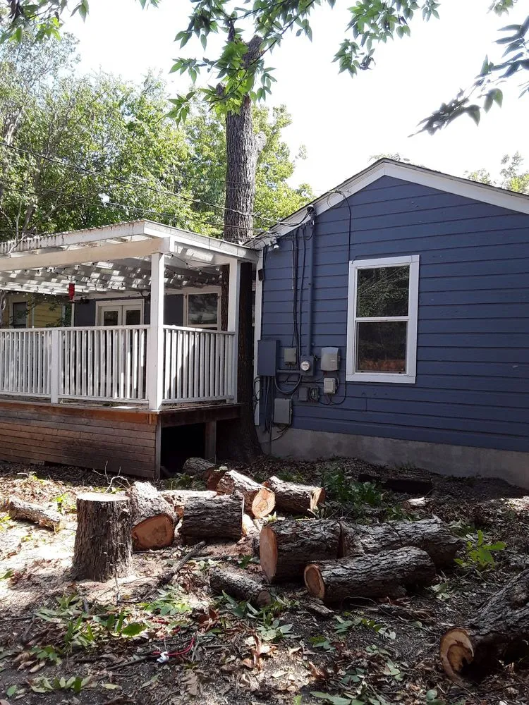 Professional garden landscaping for beautiful yards across Austin, TX - Tiul's Landscaping