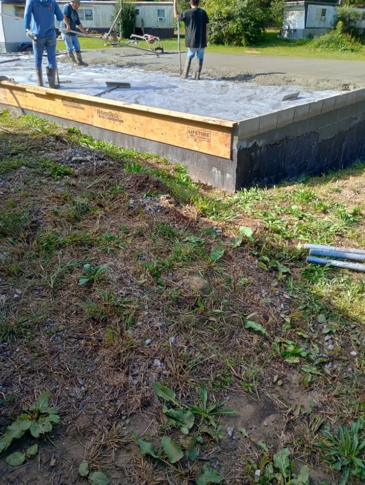 Affordable lawn mowing service experts serving Fletcher, NC - T&J and Friends Concrete and More