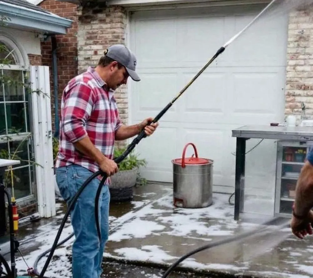 Custom yard cleanup service for beautiful yards across Scottsville, KY - Tj And Son Services