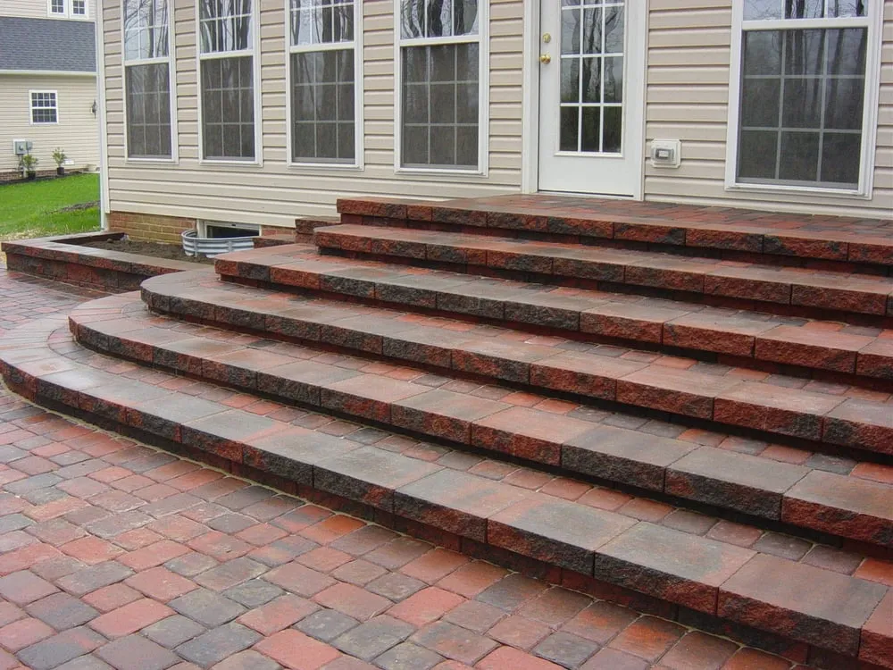 Custom lawn care service in Euclid, OH - TJ Farinacci Landscaping