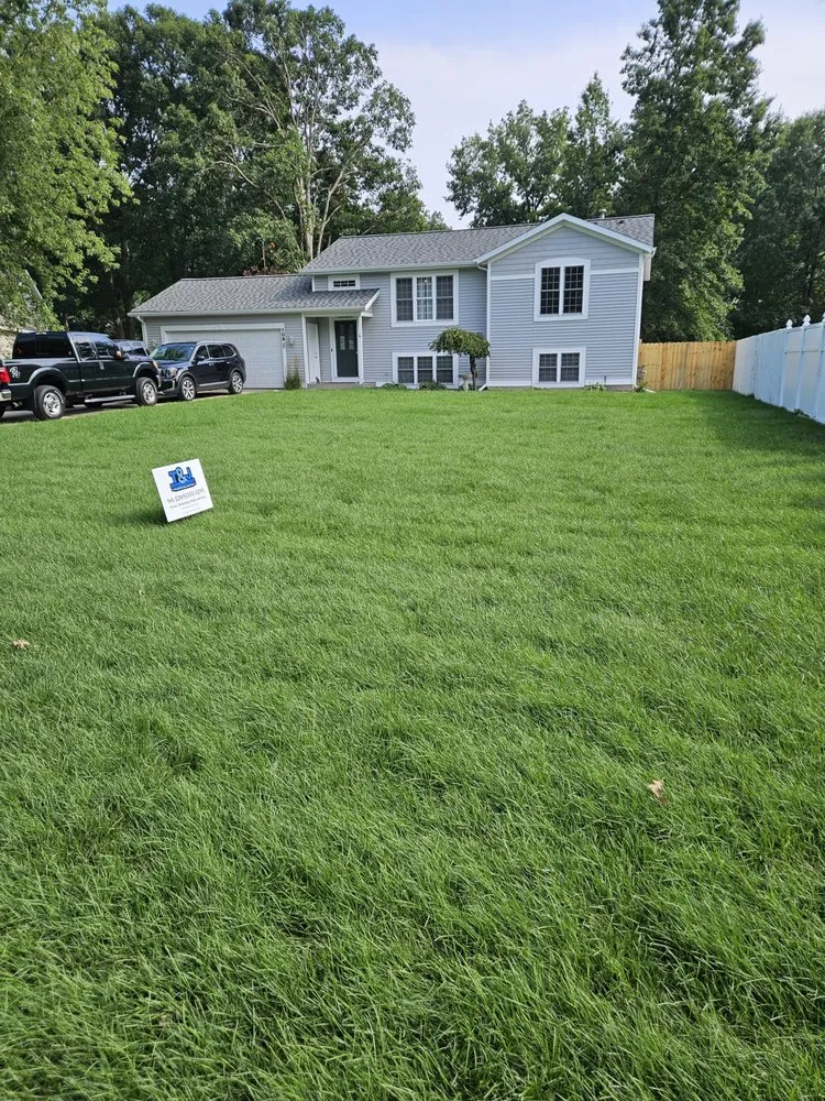 Trusted garden landscaping with custom design in Fennville, MI by T&J Hardscapes