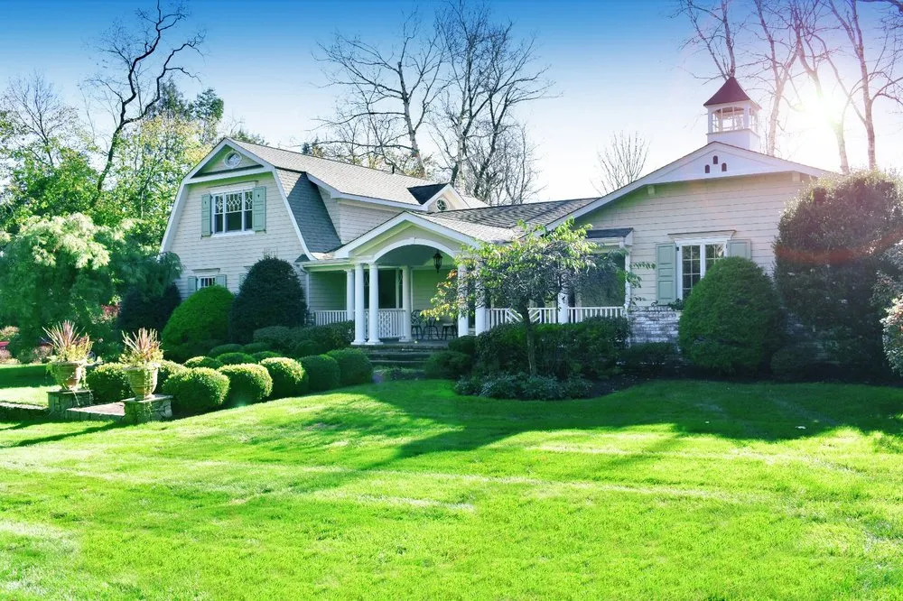 Trusted yard cleanup service for year-round maintenance across Norwalk, CT - T&J Landscaping and Masonry