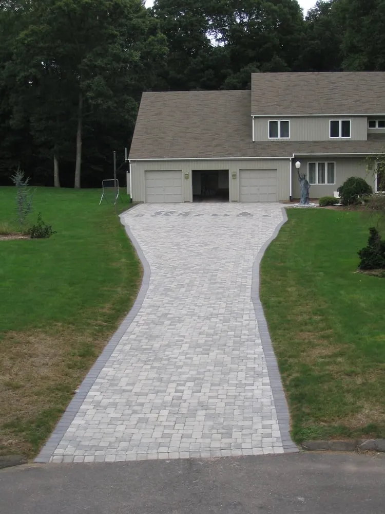 Affordable yard maintenance for homes in Hamden, CT by TJB Landscape & Drainage Contractor