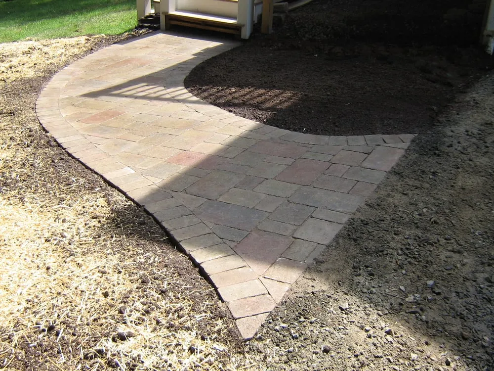 Custom lawn mowing service in Hamden, CT by TJB Landscape & Drainage Contractor