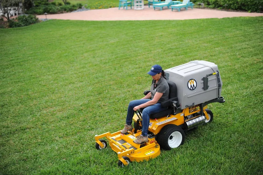 Local lawn mowing service for homes in Hamden, CT by TJB Landscape & Drainage Contractor