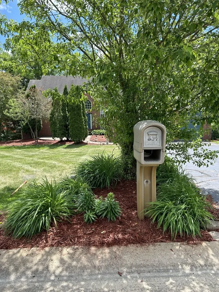 Trusted outdoor landscaping with custom design across Howell, MI - TJH Outdoor