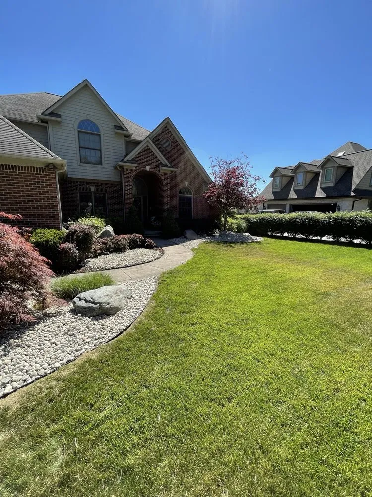 Custom yard maintenance in Howell, MI by TJH Outdoor